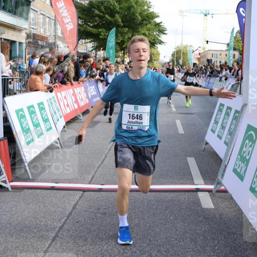 15.09.2024 - PSD Bank Halbmarathon Strokosch-Dieckow http://msf.ph/oto/7095458 15.09.2024 12:08:14 Ziel 1159, 1633, 1646, 1832, 2040, 2521, 2781, 2996, 3257 meine-sportfotos.de