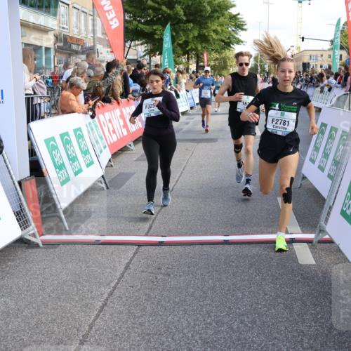 15.09.2024 - PSD Bank Halbmarathon Strokosch-Dieckow http://msf.ph/oto/7095472 15.09.2024 12:08:17 Ziel 1159, 1633, 1646, 2040, 2521, 2781, 2996, 3145, 3257 meine-sportfotos.de