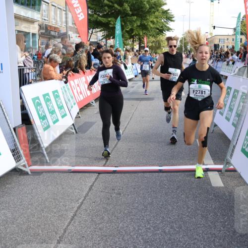15.09.2024 - PSD Bank Halbmarathon Strokosch-Dieckow http://msf.ph/oto/7095475 15.09.2024 12:08:17 Ziel 1159, 1633, 1646, 2040, 2521, 2781, 2996, 3145, 3257 meine-sportfotos.de