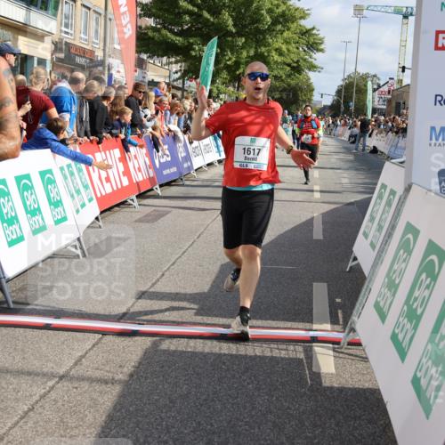 15.09.2024 - PSD Bank Halbmarathon Strokosch-Dieckow http://msf.ph/oto/7095494 15.09.2024 11:55:21 Ziel 1404, 1617, 1777, 1780, 1814, 1894, 2671, 3524 meine-sportfotos.de