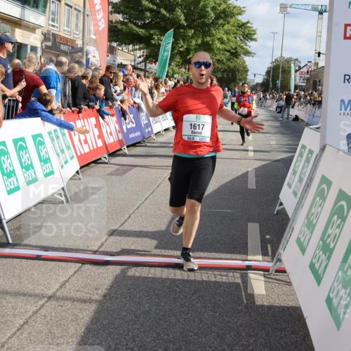 15.09.2024 - PSD Bank Halbmarathon Strokosch-Dieckow http://msf.ph/oto/7095496 15.09.2024 11:55:21 Ziel 1404, 1617, 1777, 1780, 1814, 1894, 2671, 3524 meine-sportfotos.de