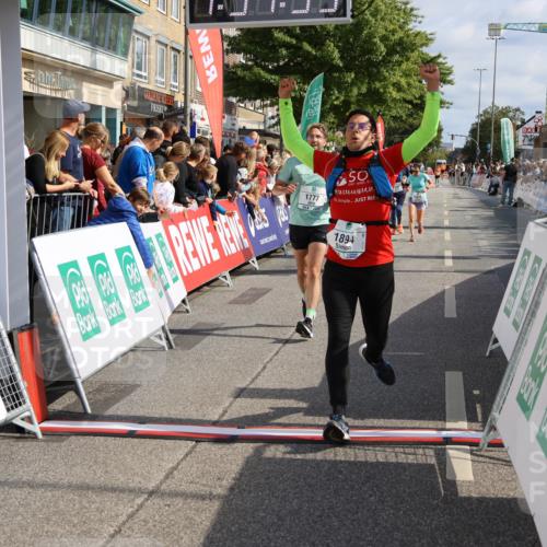 15.09.2024 - PSD Bank Halbmarathon Strokosch-Dieckow http://msf.ph/oto/7095501 15.09.2024 11:55:24 Ziel 1404, 1540, 1617, 1682, 1777, 1780, 1814, 1894, 2671, 3524 meine-sportfotos.de