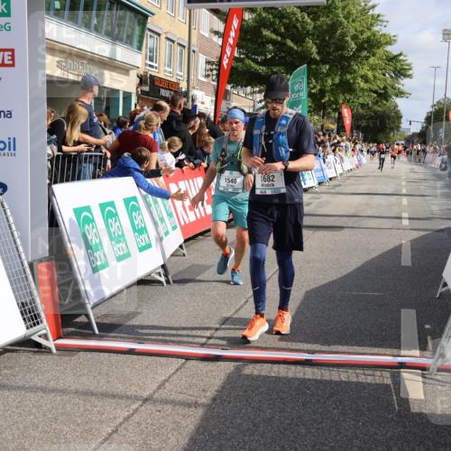 15.09.2024 - PSD Bank Halbmarathon Strokosch-Dieckow http://msf.ph/oto/7095513 15.09.2024 11:55:30 Ziel 1404, 1540, 1617, 1682, 1777, 1780, 1894, 2671, 3524 meine-sportfotos.de