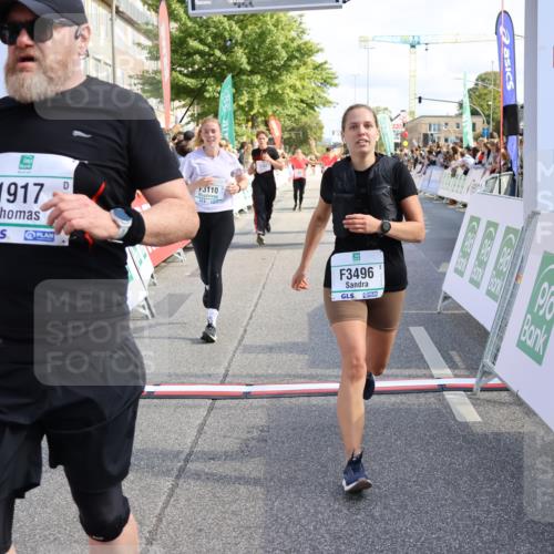 15.09.2024 - PSD Bank Halbmarathon Strokosch-Dieckow http://msf.ph/oto/7095539 15.09.2024 12:08:31 Ziel 1159, 1917, 2397, 2642, 2668, 3110, 3145, 3360, 3496 meine-sportfotos.de