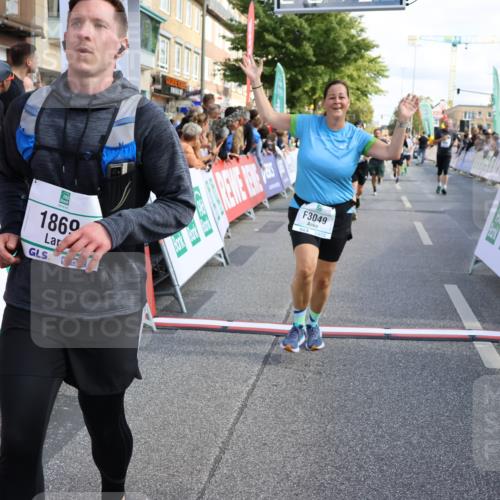 15.09.2024 - PSD Bank Halbmarathon Strokosch-Dieckow http://msf.ph/oto/7095598 15.09.2024 12:08:42 Ziel 1869, 1917, 2003, 2011, 2281, 2397, 2401, 2642, 2668, 3049, 3110, 3360, 3496 meine-sportfotos.de
