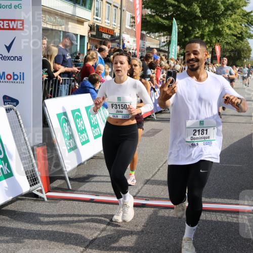 15.09.2024 - PSD Bank Halbmarathon Strokosch-Dieckow http://msf.ph/oto/7095616 15.09.2024 11:56:09 Ziel 705, 1061, 1248, 1605, 1660, 1891, 2172, 2181, 2217, 2716, 2853, 3001, 3150 meine-sportfotos.de