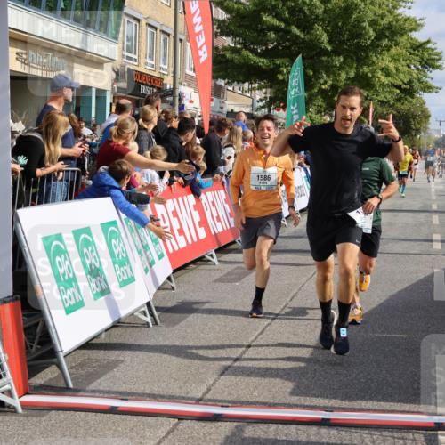 15.09.2024 - PSD Bank Halbmarathon Strokosch-Dieckow http://msf.ph/oto/7095647 15.09.2024 11:56:17 Ziel 1061, 1586, 1605, 1679, 1946, 2145, 2181, 2716, 3150 meine-sportfotos.de