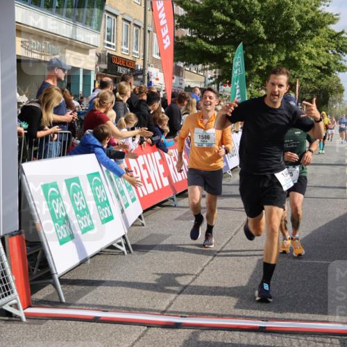 15.09.2024 - PSD Bank Halbmarathon Strokosch-Dieckow http://msf.ph/oto/7095650 15.09.2024 11:56:17 Ziel 1061, 1586, 1605, 1679, 1946, 2145, 2181, 2716, 3150 meine-sportfotos.de