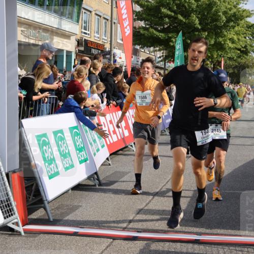 15.09.2024 - PSD Bank Halbmarathon Strokosch-Dieckow http://msf.ph/oto/7095656 15.09.2024 11:56:17 Ziel 1061, 1586, 1605, 1679, 1946, 2145, 2181, 2716, 3150 meine-sportfotos.de