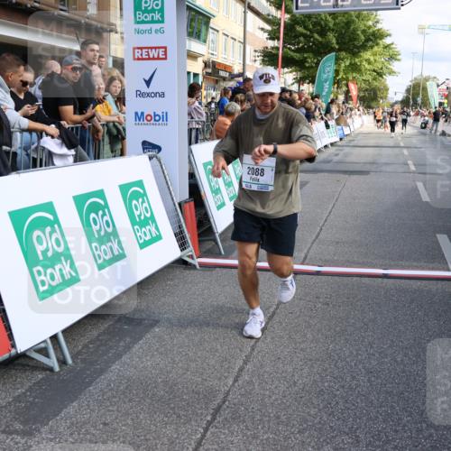 15.09.2024 - PSD Bank Halbmarathon Strokosch-Dieckow http://msf.ph/oto/7095676 15.09.2024 12:08:56 Ziel 791, 2003, 2011, 2088, 2281, 2401, 3554, 3559 meine-sportfotos.de