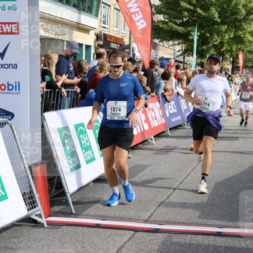 15.09.2024 - PSD Bank Halbmarathon Strokosch-Dieckow http://msf.ph/oto/7095677 15.09.2024 11:56:29 Ziel 769, 1502, 1586, 1679, 1714, 1730, 1946, 1974, 2035, 2084, 2145, 2171, 2822 meine-sportfotos.de