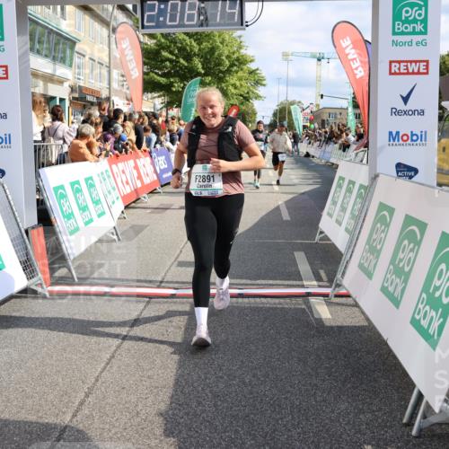 15.09.2024 - PSD Bank Halbmarathon Strokosch-Dieckow http://msf.ph/oto/7095681 15.09.2024 12:09:05 Ziel 1664, 1699, 1912, 1949, 2088, 2240, 2621, 2891, 2908, 3200, 3559 meine-sportfotos.de