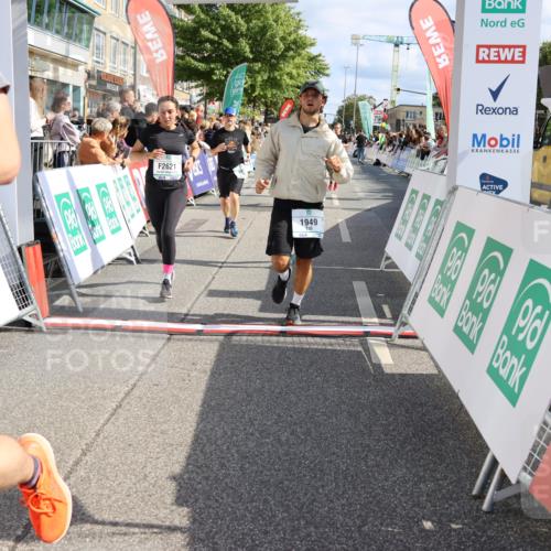 15.09.2024 - PSD Bank Halbmarathon Strokosch-Dieckow http://msf.ph/oto/7095704 15.09.2024 12:09:08 Ziel 1664, 1699, 1912, 1949, 2165, 2240, 2621, 2796, 2891, 2908, 3200 meine-sportfotos.de