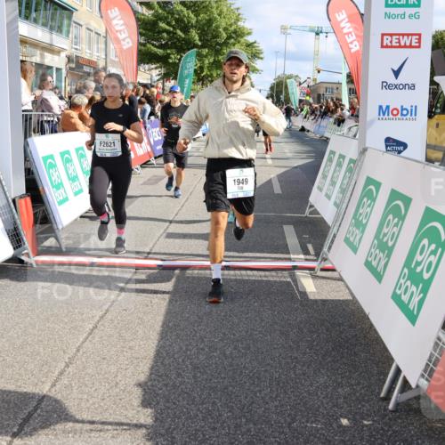 15.09.2024 - PSD Bank Halbmarathon Strokosch-Dieckow http://msf.ph/oto/7095713 15.09.2024 12:09:09 Ziel 1664, 1699, 1786, 1912, 1949, 2165, 2240, 2621, 2796, 2891, 2908, 3200 meine-sportfotos.de