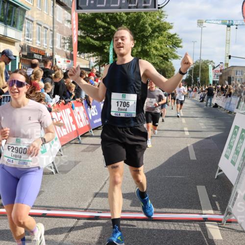 15.09.2024 - PSD Bank Halbmarathon Strokosch-Dieckow http://msf.ph/oto/7095732 15.09.2024 11:56:46 Ziel 1445, 1502, 1690, 1700, 1706, 1707, 1973, 2035, 2084, 2494, 2900 meine-sportfotos.de