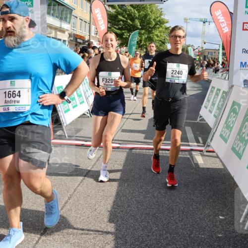 15.09.2024 - PSD Bank Halbmarathon Strokosch-Dieckow http://msf.ph/oto/7095743 15.09.2024 12:09:13 Ziel 1446, 1664, 1699, 1786, 1912, 1949, 2165, 2214, 2240, 2621, 2796, 2891, 2908, 3200 meine-sportfotos.de