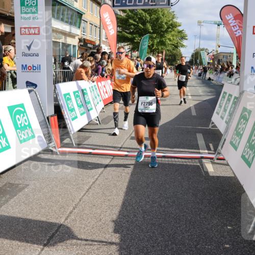 15.09.2024 - PSD Bank Halbmarathon Strokosch-Dieckow http://msf.ph/oto/7095754 15.09.2024 12:09:16 Ziel 1446, 1664, 1699, 1786, 1912, 1949, 2165, 2214, 2240, 2621, 2796, 2891, 2908, 3060, 3200 meine-sportfotos.de