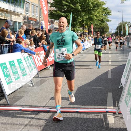 15.09.2024 - PSD Bank Halbmarathon Strokosch-Dieckow http://msf.ph/oto/7095762 15.09.2024 11:57:11 Ziel 787, 1144, 1325, 1508, 1526, 1584, 1753, 1935, 2021, 2292, 2333, 2388, 2780, 2879, 2922 meine-sportfotos.de