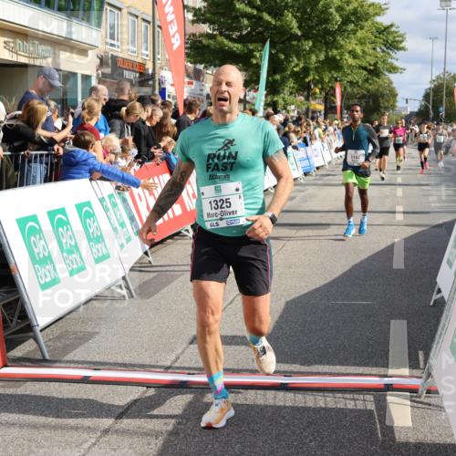15.09.2024 - PSD Bank Halbmarathon Strokosch-Dieckow http://msf.ph/oto/7095764 15.09.2024 11:57:11 Ziel 787, 1144, 1325, 1508, 1526, 1584, 1753, 1935, 2021, 2292, 2333, 2388, 2780, 2879, 2922 meine-sportfotos.de