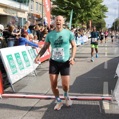 15.09.2024 - PSD Bank Halbmarathon Strokosch-Dieckow http://msf.ph/oto/7095766 15.09.2024 11:57:11 Ziel 787, 1144, 1325, 1508, 1526, 1584, 1753, 1935, 2021, 2292, 2333, 2388, 2780, 2879, 2922 meine-sportfotos.de