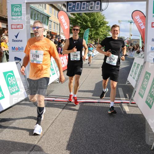 15.09.2024 - PSD Bank Halbmarathon Strokosch-Dieckow http://msf.ph/oto/7095777 15.09.2024 12:09:19 Ziel 1446, 1664, 1699, 1786, 1912, 1949, 2165, 2214, 2240, 2437, 2621, 2796, 2908, 3060, 3167, 3200 meine-sportfotos.de
