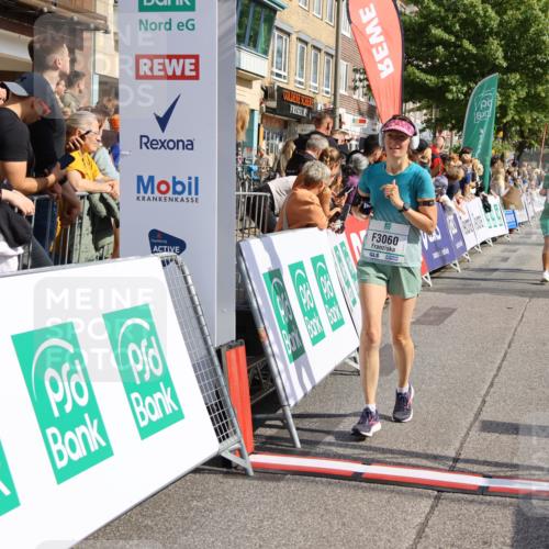 15.09.2024 - PSD Bank Halbmarathon Strokosch-Dieckow http://msf.ph/oto/7095781 15.09.2024 12:09:22 Ziel 1446, 1664, 1786, 1912, 2165, 2214, 2240, 2437, 2796, 3060, 3167, 3200 meine-sportfotos.de