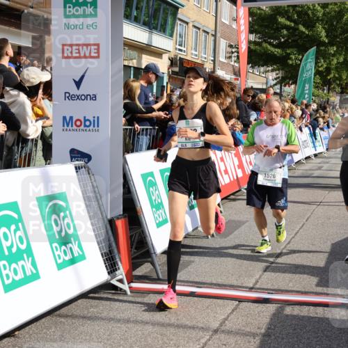 15.09.2024 - PSD Bank Halbmarathon Strokosch-Dieckow http://msf.ph/oto/7095782 15.09.2024 11:57:18 Ziel 977, 980, 1144, 1325, 1451, 1508, 1526, 1584, 1935, 2021, 2054, 2080, 2292, 2333, 2388, 2922 meine-sportfotos.de