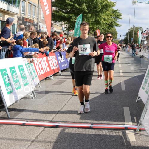 15.09.2024 - PSD Bank Halbmarathon Strokosch-Dieckow http://msf.ph/oto/7095792 15.09.2024 11:57:20 Ziel 977, 980, 1144, 1325, 1451, 1508, 1526, 1935, 2021, 2054, 2080, 2646, 2922 meine-sportfotos.de
