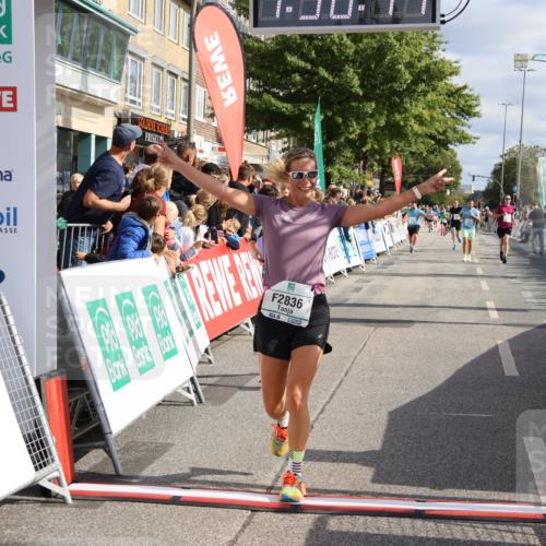 15.09.2024 - PSD Bank Halbmarathon Strokosch-Dieckow http://msf.ph/oto/7095823 15.09.2024 11:57:32 Ziel 971, 977, 980, 1451, 2054, 2080, 2510, 2646, 2836 meine-sportfotos.de