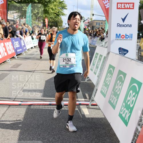 15.09.2024 - PSD Bank Halbmarathon Strokosch-Dieckow http://msf.ph/oto/7095843 15.09.2024 12:09:34 Ziel 2132, 2179, 2408, 2437, 2868, 2997, 3060, 3167, 3526 meine-sportfotos.de