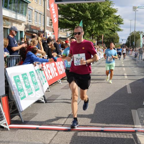 15.09.2024 - PSD Bank Halbmarathon Strokosch-Dieckow http://msf.ph/oto/7095844 15.09.2024 11:57:40 Ziel 971, 978, 1281, 1431, 1505, 2141, 2510, 2646, 2836 meine-sportfotos.de