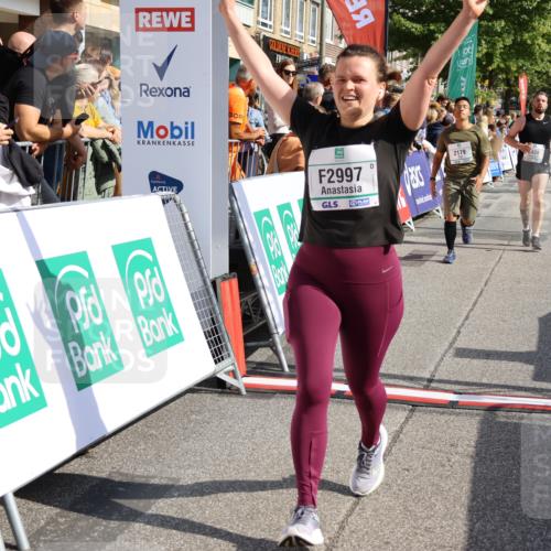 15.09.2024 - PSD Bank Halbmarathon Strokosch-Dieckow http://msf.ph/oto/7095864 15.09.2024 12:09:37 Ziel 1966, 1994, 2132, 2179, 2408, 2437, 2868, 2997, 3167, 3526 meine-sportfotos.de
