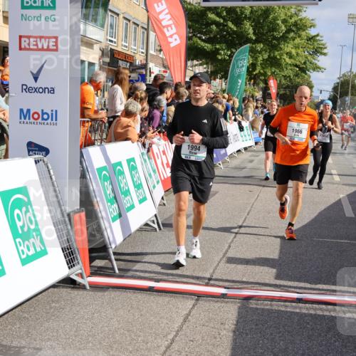 15.09.2024 - PSD Bank Halbmarathon Strokosch-Dieckow http://msf.ph/oto/7095901 15.09.2024 12:09:43 Ziel 1778, 1855, 1966, 1994, 2132, 2179, 2408, 2868, 2878, 2890, 2997, 3050, 3526 meine-sportfotos.de