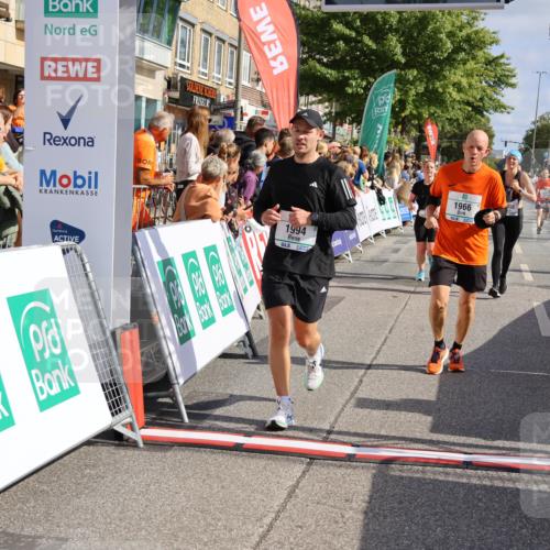 15.09.2024 - PSD Bank Halbmarathon Strokosch-Dieckow http://msf.ph/oto/7095905 15.09.2024 12:09:44 Ziel 1778, 1855, 1966, 1994, 2132, 2179, 2408, 2868, 2878, 2890, 2997, 3050 meine-sportfotos.de