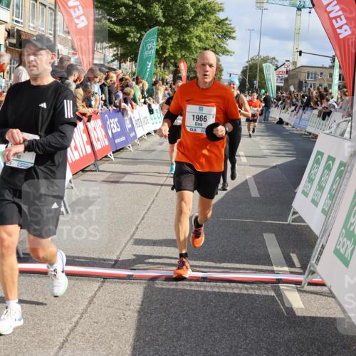 15.09.2024 - PSD Bank Halbmarathon Strokosch-Dieckow http://msf.ph/oto/7095910 15.09.2024 12:09:44 Ziel 1778, 1855, 1966, 1994, 2132, 2179, 2408, 2868, 2878, 2890, 2997, 3050 meine-sportfotos.de