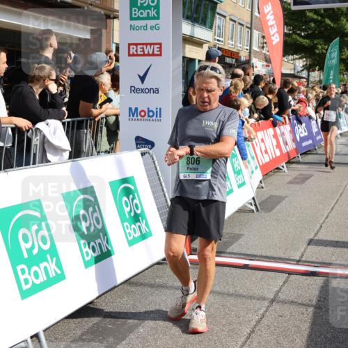 15.09.2024 - PSD Bank Halbmarathon Strokosch-Dieckow http://msf.ph/oto/7095924 15.09.2024 11:58:03 Ziel 806, 1289, 1302, 1647, 1920, 1987, 2542, 2564, 2572, 2664, 2751, 2905, 3525 meine-sportfotos.de