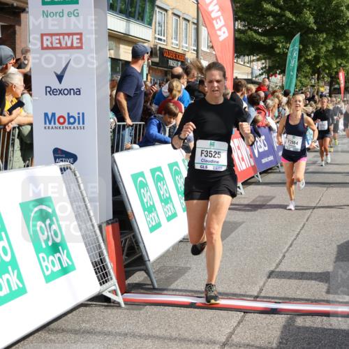 15.09.2024 - PSD Bank Halbmarathon Strokosch-Dieckow http://msf.ph/oto/7095929 15.09.2024 11:58:06 Ziel 806, 1289, 1302, 1530, 1708, 1987, 2542, 2564, 2572, 2664, 2751, 3525 meine-sportfotos.de