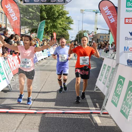 15.09.2024 - PSD Bank Halbmarathon Strokosch-Dieckow http://msf.ph/oto/7095939 15.09.2024 12:09:49 Ziel 1778, 1855, 1966, 1994, 2179, 2327, 2408, 2878, 2890, 2892, 2997, 3050, 3238 meine-sportfotos.de