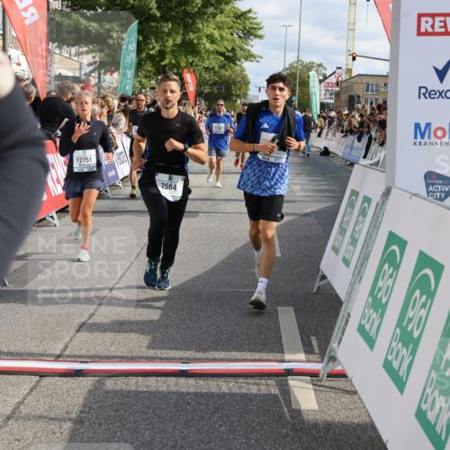 15.09.2024 - PSD Bank Halbmarathon Strokosch-Dieckow http://msf.ph/oto/7095946 15.09.2024 11:58:09 Ziel 806, 1289, 1302, 1530, 1708, 1900, 1987, 2512, 2542, 2564, 2572, 2664, 2751, 3525 meine-sportfotos.de