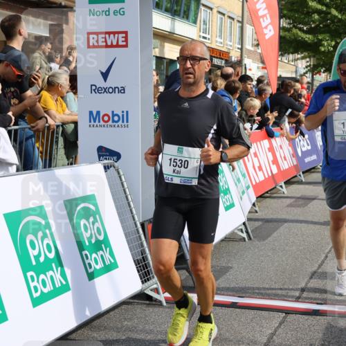 15.09.2024 - PSD Bank Halbmarathon Strokosch-Dieckow http://msf.ph/oto/7095968 15.09.2024 11:58:13 Ziel 806, 975, 1302, 1417, 1449, 1530, 1708, 1900, 2512, 2542, 2564, 2572, 2664, 2751, 2763, 3525 meine-sportfotos.de