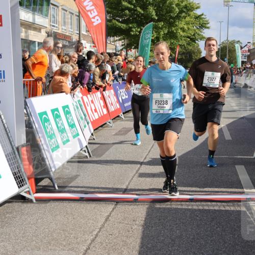 15.09.2024 - PSD Bank Halbmarathon Strokosch-Dieckow http://msf.ph/oto/7095970 15.09.2024 12:09:56 Ziel 1778, 1855, 1966, 1994, 2327, 2878, 2890, 2892, 3050, 3238, 3532 meine-sportfotos.de