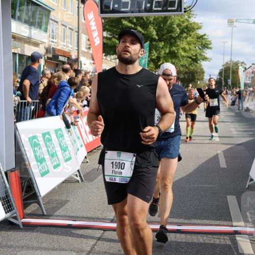15.09.2024 - PSD Bank Halbmarathon Strokosch-Dieckow http://msf.ph/oto/7095974 15.09.2024 11:58:15 Ziel 975, 1417, 1449, 1530, 1708, 1900, 2512, 2542, 2564, 2572, 2664, 2751, 2763, 3138, 3525 meine-sportfotos.de