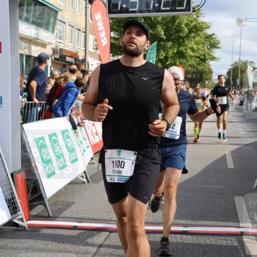 15.09.2024 - PSD Bank Halbmarathon Strokosch-Dieckow http://msf.ph/oto/7095975 15.09.2024 11:58:16 Ziel 975, 1417, 1449, 1530, 1708, 1900, 2512, 2542, 2564, 2572, 2664, 2751, 2763, 2873, 3138, 3525 meine-sportfotos.de