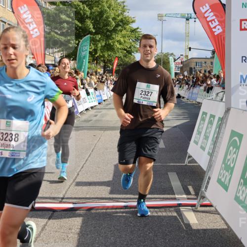 15.09.2024 - PSD Bank Halbmarathon Strokosch-Dieckow http://msf.ph/oto/7095976 15.09.2024 12:09:56 Ziel 1778, 1855, 1966, 1994, 2327, 2878, 2890, 2892, 3050, 3238, 3532 meine-sportfotos.de