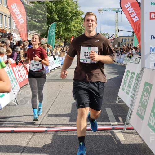 15.09.2024 - PSD Bank Halbmarathon Strokosch-Dieckow http://msf.ph/oto/7095985 15.09.2024 12:09:57 Ziel 1778, 1855, 2327, 2878, 2890, 2892, 3050, 3238, 3532 meine-sportfotos.de