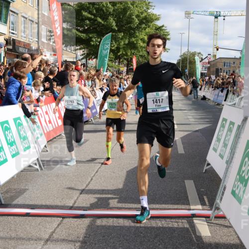 15.09.2024 - PSD Bank Halbmarathon Strokosch-Dieckow http://msf.ph/oto/7095986 15.09.2024 11:58:17 Ziel 975, 1417, 1449, 1530, 1565, 1708, 1900, 2512, 2542, 2564, 2572, 2664, 2751, 2763, 2873, 3138, 3525 meine-sportfotos.de