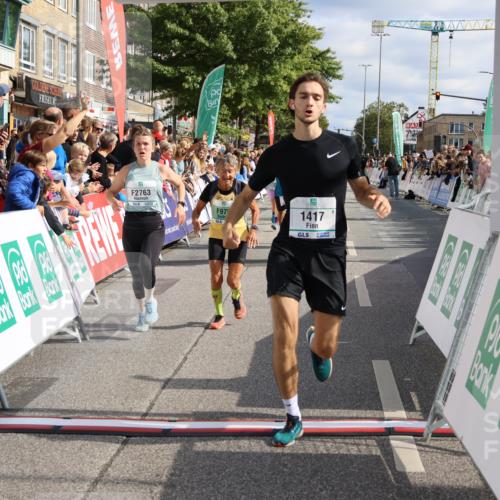 15.09.2024 - PSD Bank Halbmarathon Strokosch-Dieckow http://msf.ph/oto/7095988 15.09.2024 11:58:18 Ziel 975, 1417, 1449, 1530, 1565, 1708, 1900, 2512, 2542, 2564, 2572, 2664, 2751, 2763, 2873, 3138, 3525 meine-sportfotos.de