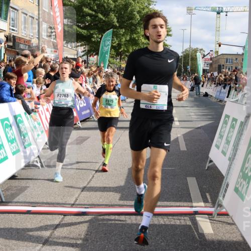 15.09.2024 - PSD Bank Halbmarathon Strokosch-Dieckow http://msf.ph/oto/7095993 15.09.2024 11:58:18 Ziel 975, 1417, 1449, 1530, 1565, 1708, 1900, 2512, 2542, 2564, 2572, 2664, 2751, 2763, 2873, 3138, 3525 meine-sportfotos.de