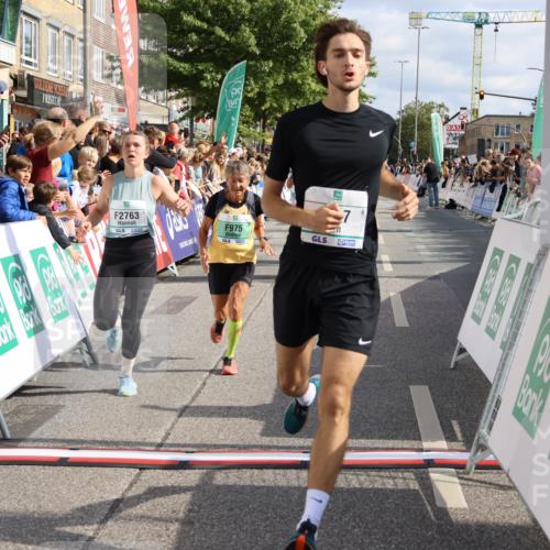 15.09.2024 - PSD Bank Halbmarathon Strokosch-Dieckow http://msf.ph/oto/7095995 15.09.2024 11:58:18 Ziel 975, 1417, 1449, 1530, 1565, 1708, 1900, 2512, 2542, 2564, 2572, 2664, 2751, 2763, 2873, 3138, 3525 meine-sportfotos.de