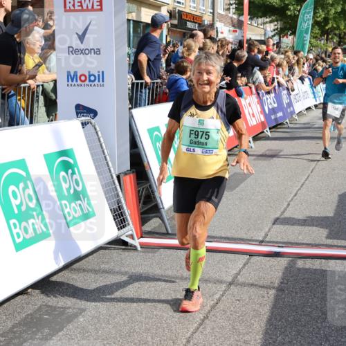 15.09.2024 - PSD Bank Halbmarathon Strokosch-Dieckow http://msf.ph/oto/7096000 15.09.2024 11:58:19 Ziel 975, 1417, 1449, 1530, 1539, 1565, 1708, 1900, 2512, 2542, 2564, 2572, 2664, 2751, 2763, 2873, 3138 meine-sportfotos.de